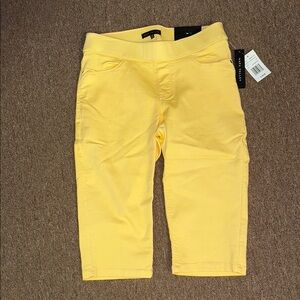 Napa Valley Yellow Knee Length Bottoms